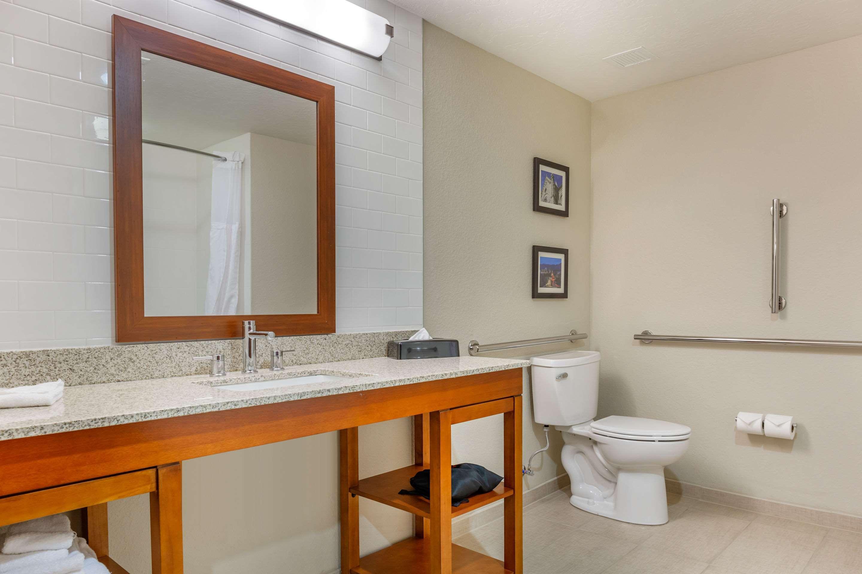 Comfort Inn&Suites Boise Airport Extérieur photo
