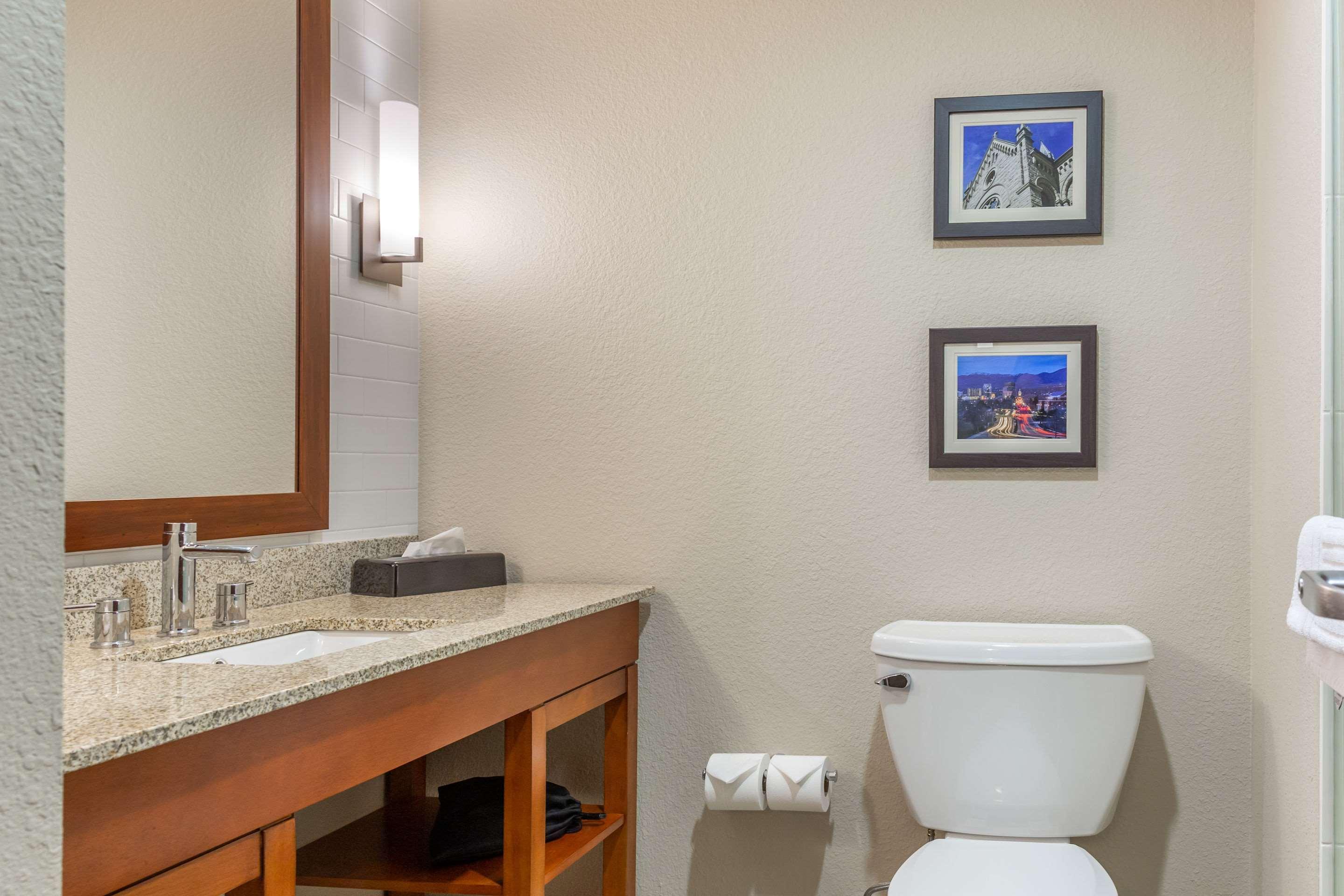 Comfort Inn&Suites Boise Airport Extérieur photo